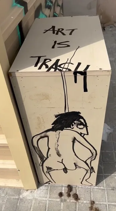 Aleluya – Street-Art in Barcelona: Szene aus dem Art-Is-Trash-Video von Francisco de Pájaro