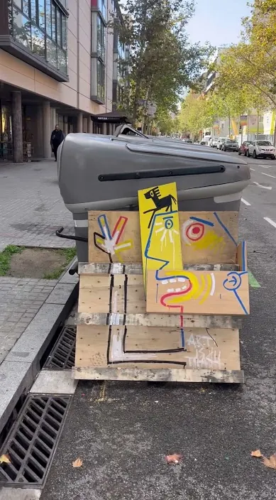 Amarillo – Street-Art in Barcelona: Szene aus dem Art-Is-Trash-Video von Francisco de Pájaro