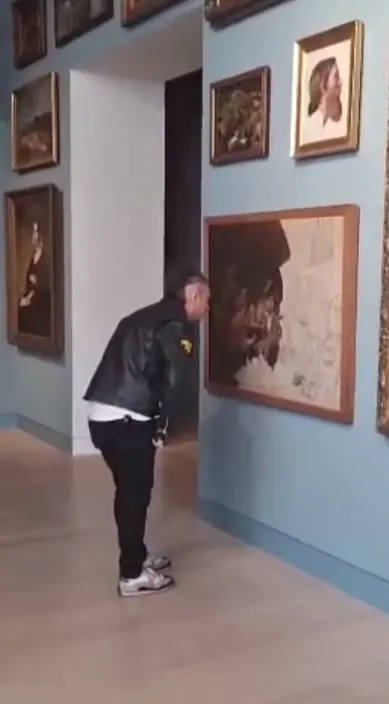 Aprender para desaprender – Street-Art in Barcelona: Szene aus dem Art-Is-Trash-Video von Francisco de Pájaro