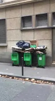  – Street-Art in Barcelona: Szene aus dem Art-Is-Trash-Video von Francisco de Pájaro