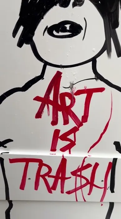 ART www. es – Street-Art in Barcelona: Szene aus dem Art-Is-Trash-Video von Francisco de Pájaro