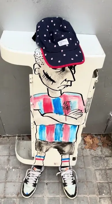 Arte de combate – Street-Art in Barcelona: Szene aus dem Art-Is-Trash-Video von Francisco de Pájaro
