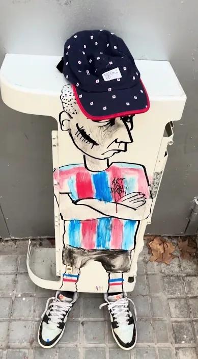 Arte de combate – Street-Art in Barcelona: Szene aus dem Art-Is-Trash-Video von Francisco de Pájaro