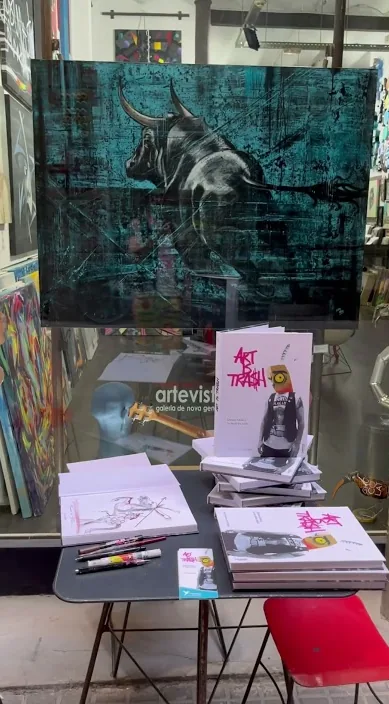 Autobiografía de aquí www. es – Street-Art in Barcelona: Szene aus dem Art-Is-Trash-Video von Francisco de Pájaro