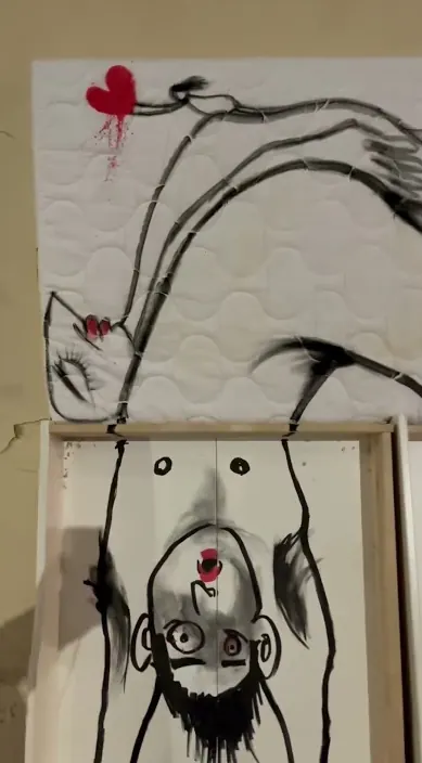 El peso de los abandonados – Street-Art: Szene aus dem Art-Is-Trash-Video von Francisco de Pájaro