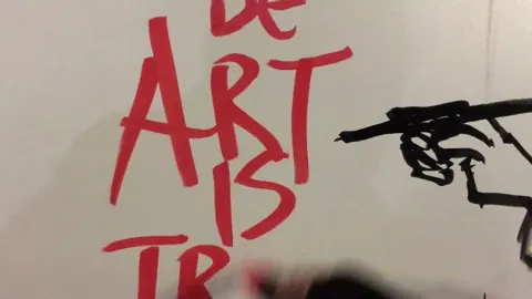 Exposición individual – Street-Art in Barcelona: Szene aus dem Art-Is-Trash-Video von Francisco de Pájaro