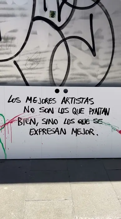 Expresarse. es – Street-Art: Szene aus dem Art-Is-Trash-Video von Francisco de Pájaro