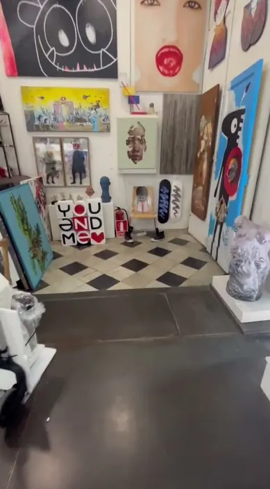 Galería artevistas barcelona es – Street-Art: Szene aus dem Art-Is-Trash-Video von Francisco de Pájaro