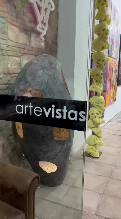 Galería artevistas BCN – Street-Art: Szene aus dem Art-Is-Trash-Video von Francisco de Pájaro