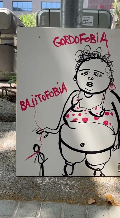 Hay que callar por lo general – Street-Art in Barcelona: Szene aus dem Art-Is-Trash-Video von Francisco de Pájaro