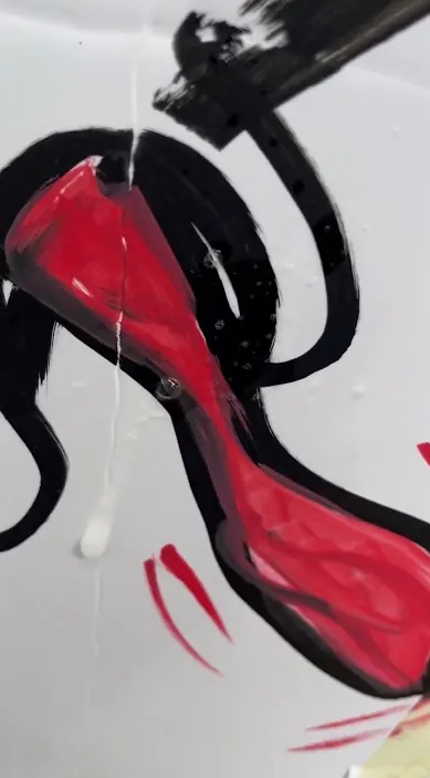 Love – Street-Art in Barcelona: Szene aus dem Art-Is-Trash-Video von Francisco de Pájaro
