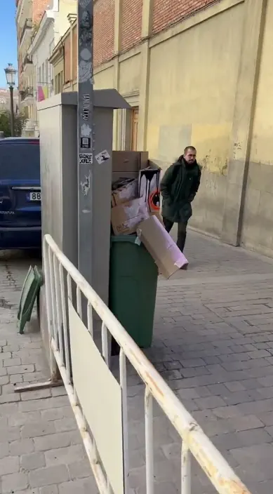 Madrid es – Street-Art: Szene aus dem Art-Is-Trash-Video von Francisco de Pájaro