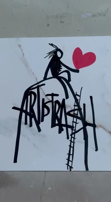 Mármol – Street-Art in Barcelona: Szene aus dem Art-Is-Trash-Video von Francisco de Pájaro