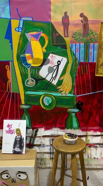 Mi corazón vuelve a latir – Street-Art in Barcelona: Szene aus dem Art-Is-Trash-Video von Francisco de Pájaro