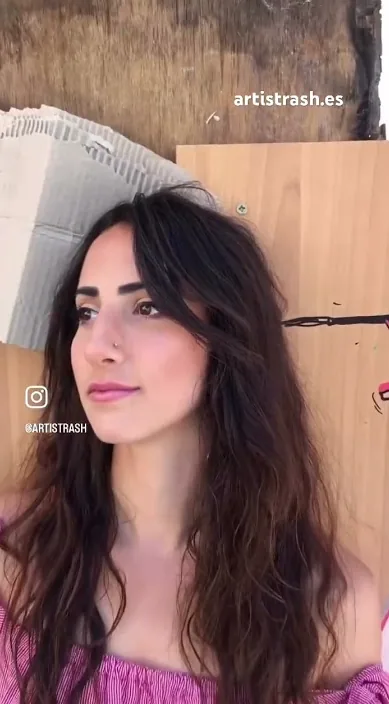 Mujer bella – Street-Art in Barcelona: Szene aus dem Art-Is-Trash-Video von Francisco de Pájaro