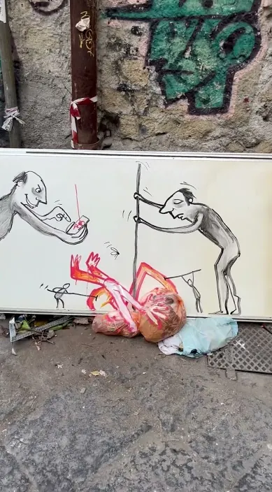 Nápoles – Street-Art in Barcelona: Szene aus dem Art-Is-Trash-Video von Francisco de Pájaro