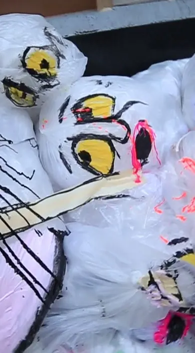 New york – Street-Art: Szene aus dem Art-Is-Trash-Video von Francisco de Pájaro