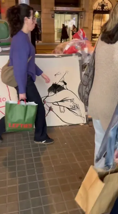 No subestimes – Street-Art in Barcelona: Szene aus dem Art-Is-Trash-Video von Francisco de Pájaro