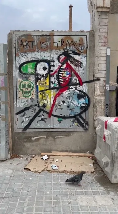 Pájaro guía www. es – Street-Art in Barcelona: Szene aus dem Art-Is-Trash-Video von Francisco de Pájaro