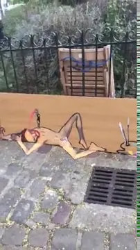París, 2017 – Street-Art in Barcelona: Szene aus dem Art-Is-Trash-Video von Francisco de Pájaro