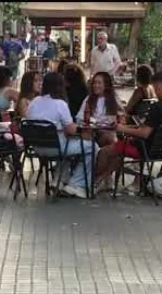 Pintando a la gente en tiempos de Pandemia – Street-Art in Barcelona: Szene aus dem Art-Is-Trash-Video von Francisco de Pájaro