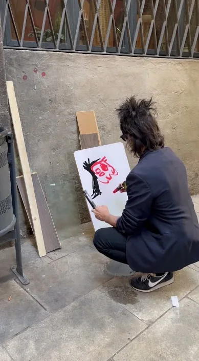 Pinto mi diario de vida. es – Street-Art: Szene aus dem Art-Is-Trash-Video von Francisco de Pájaro