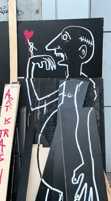 Pitera en la cabeza – Street-Art in Barcelona: Szene aus dem Art-Is-Trash-Video von Francisco de Pájaro