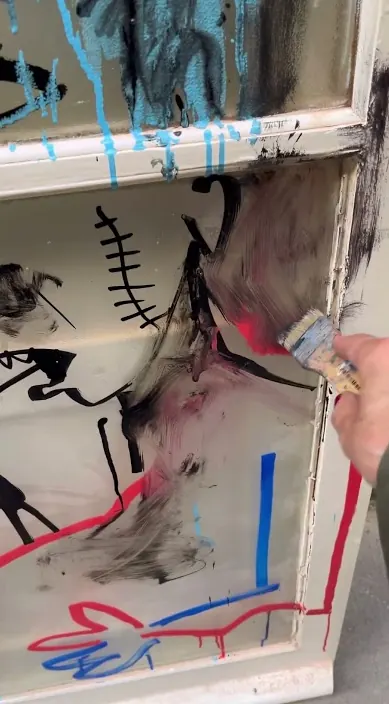 Por la ventana – Street-Art in Barcelona: Szene aus dem Art-Is-Trash-Video von Francisco de Pájaro