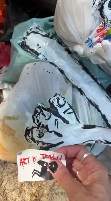 Rivabella, GALLIPOLI – Street-Art in Barcelona: Szene aus dem Art-Is-Trash-Video von Francisco de Pájaro