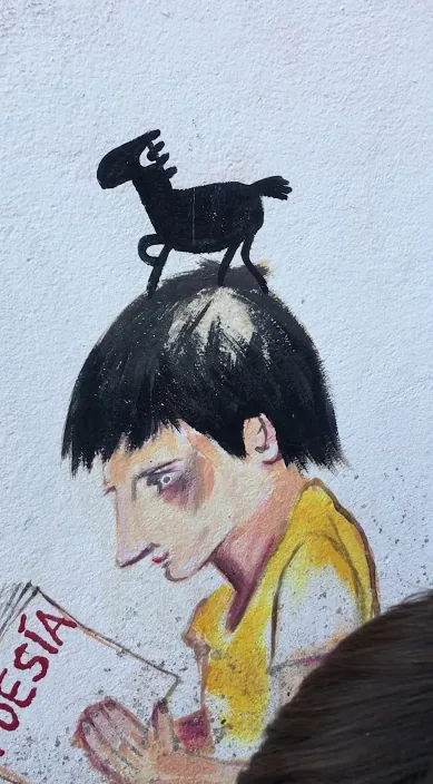 Sacando a los niños de la adicción a la tecnología – Street-Art in Barcelona: Szene aus dem Art-Is-Trash-Video von Francisco de Pájaro