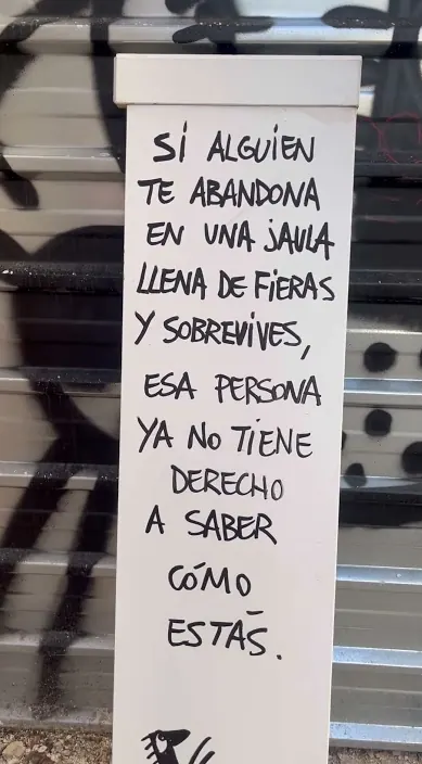 Si alguien te abandona – Street-Art in Barcelona: Szene aus dem Art-Is-Trash-Video von Francisco de Pájaro