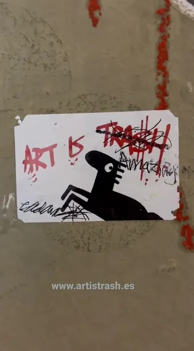Trash Art – Street-Art in Barcelona: Szene aus dem Art-Is-Trash-Video von Francisco de Pájaro