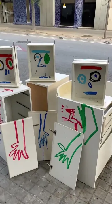 Tres es – Street-Art: Szene aus dem Art-Is-Trash-Video von Francisco de Pájaro