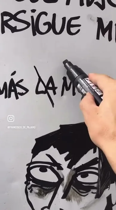 Un caballero no persigue mujeres – Street-Art in Barcelona: Szene aus dem Art-Is-Trash-Video von Francisco de Pájaro